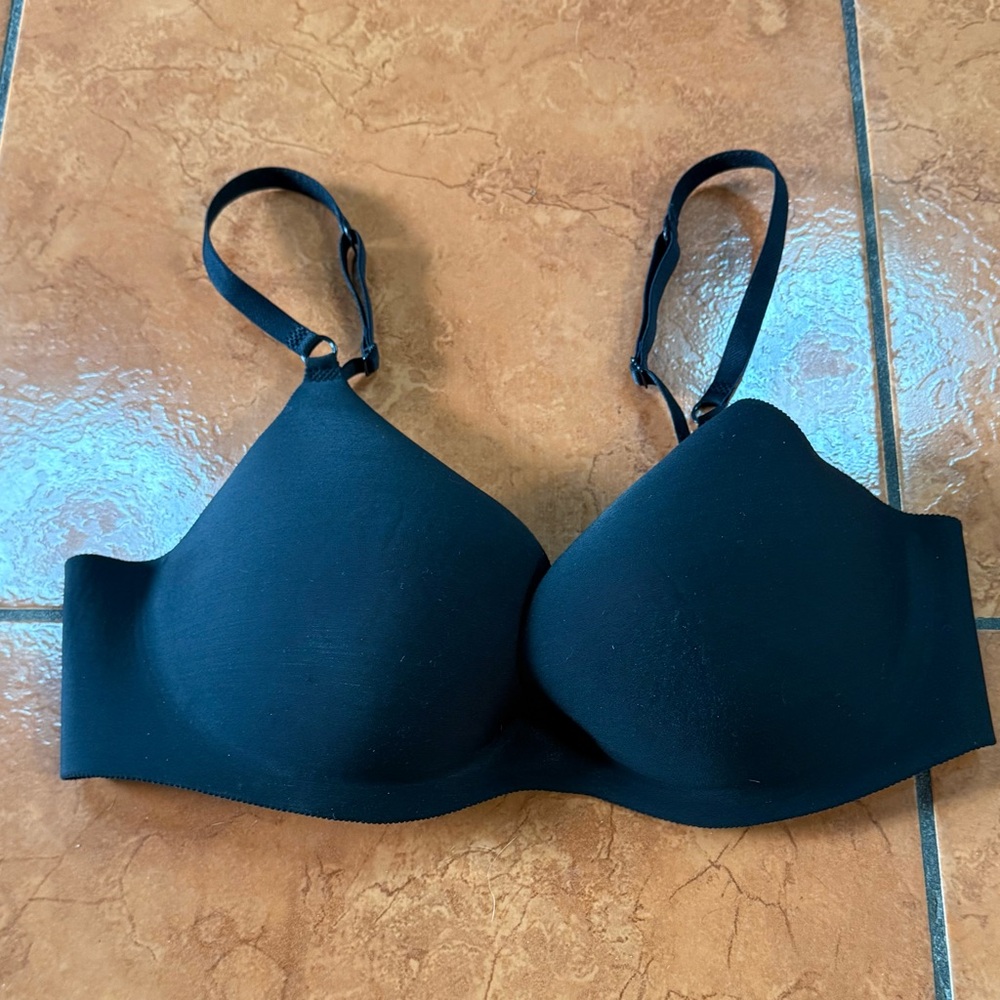 Wacoal Black Bra under wire